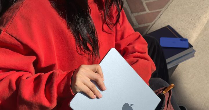 Apple MacBook Air 13-inch (2025)